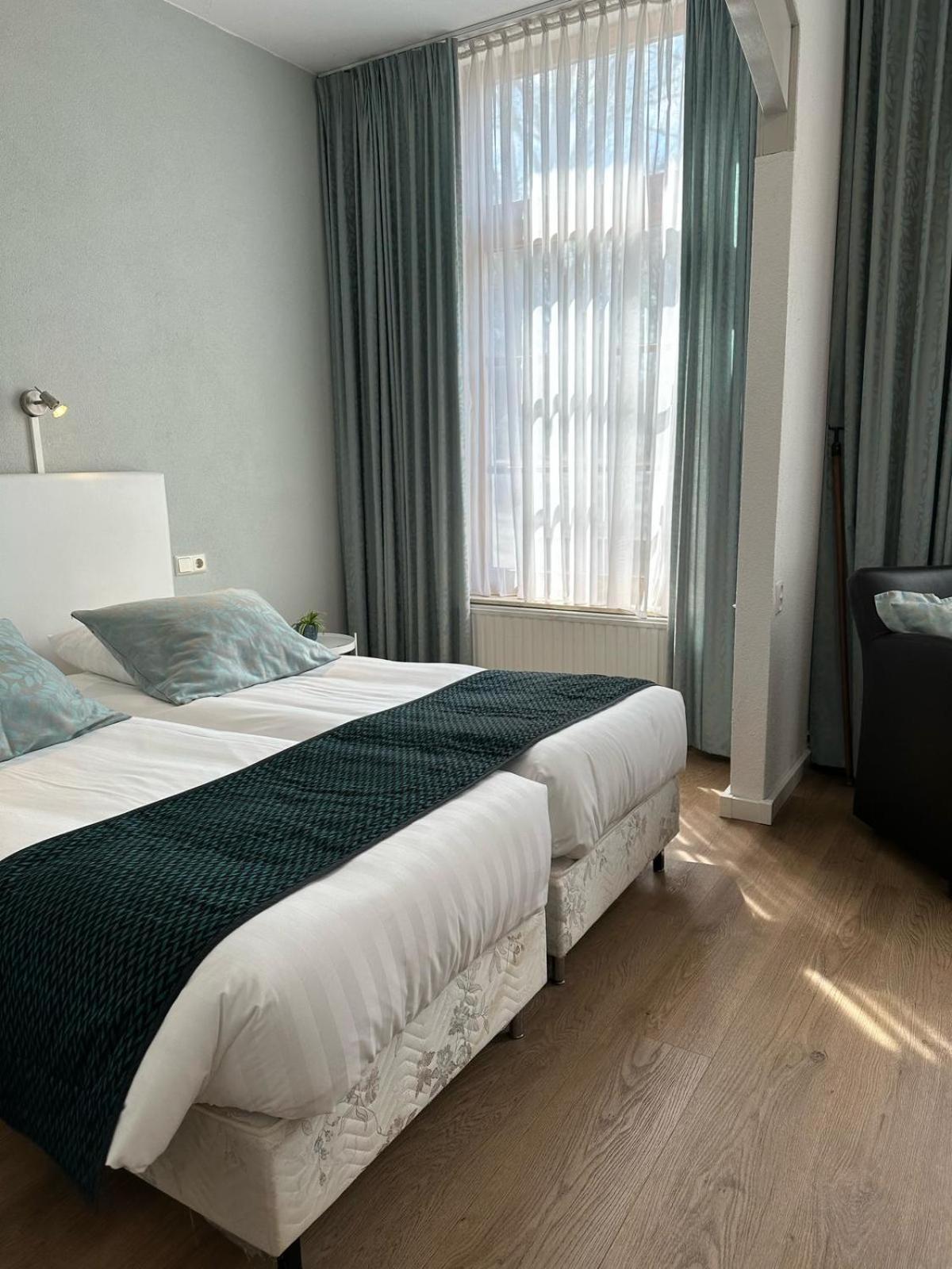 Hotel - - De Zevende Heerlijkheid 3*